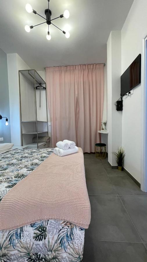 Guest House Kinga Cavour Флоренция Екстериор снимка