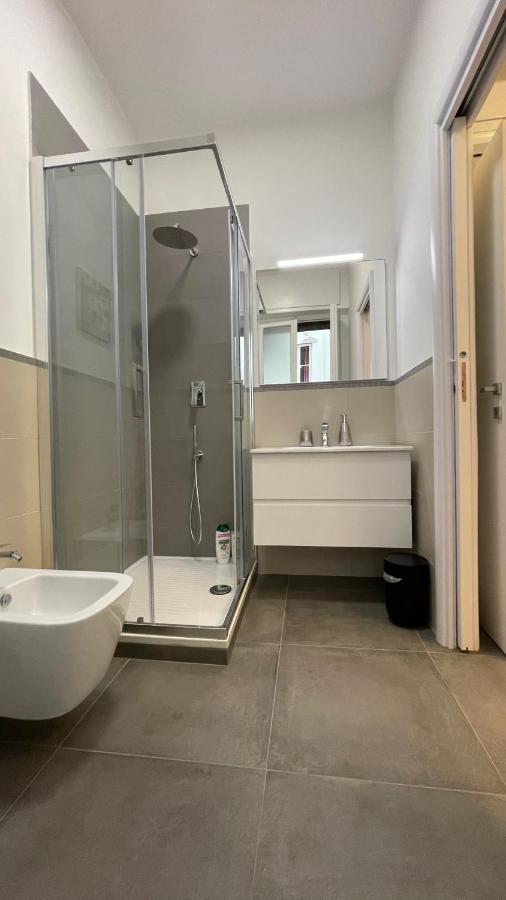 Guest House Kinga Cavour Флоренция Екстериор снимка