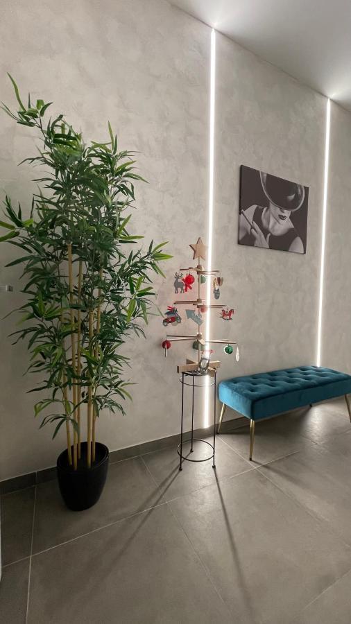Guest House Kinga Cavour Флоренция Екстериор снимка
